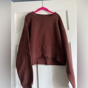 Zara rusty maroon crewneck.